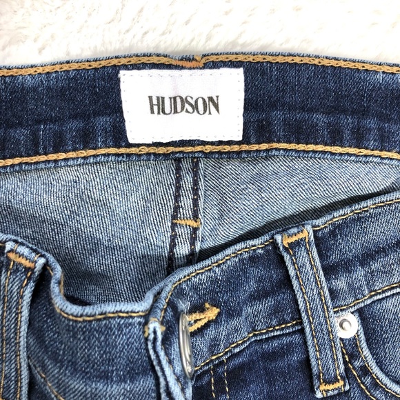 Hudson Amelia Cuffed Knee Length Shorts - Picture 3 of 7